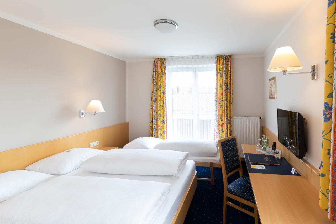 Landhotel Huberhof Allershausen Dış mekan fotoğraf
